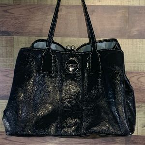 Coach Patent Leather Kisslock Carryall F19215 blk